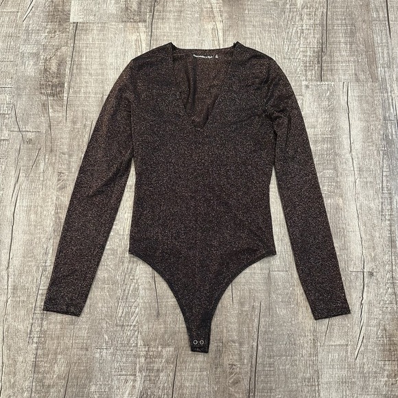 Abercrombie & Fitch Tops - Abercrombie & Fitch Gold Brown Metallic Long Sleeve V-Neck Bodysuit Size Small